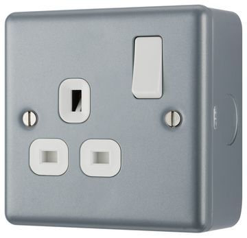 BG 13A D.P 1Gang Switched Socket With Easy To Install Features image 3