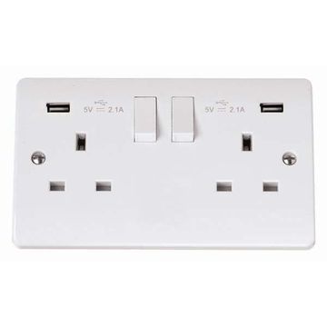 Scolmore Twin 2 Gang Socket + 2XUSB finished in white image 1